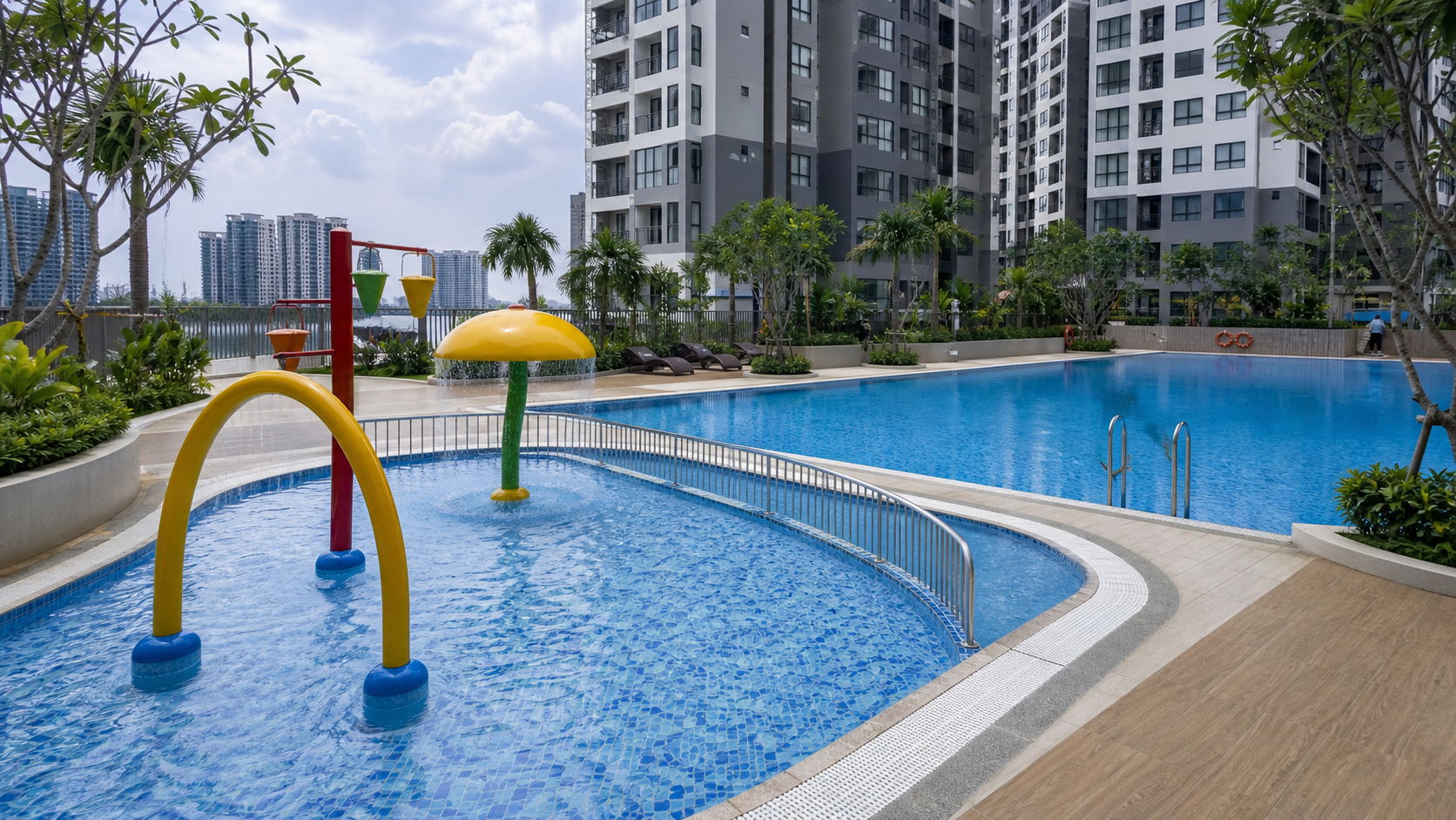 Hồ bơi chung cư: tiêu chuẩn diện tích tối thiểu cho bao nhiêu căn hộ? 9 Khu hồ bơi chung cư có phần hồ trẻ em riêng