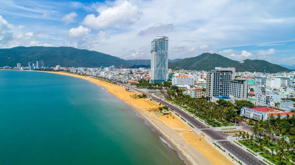 TMS Quy Nhơn trên trục ven biển Nguyễn Huệ