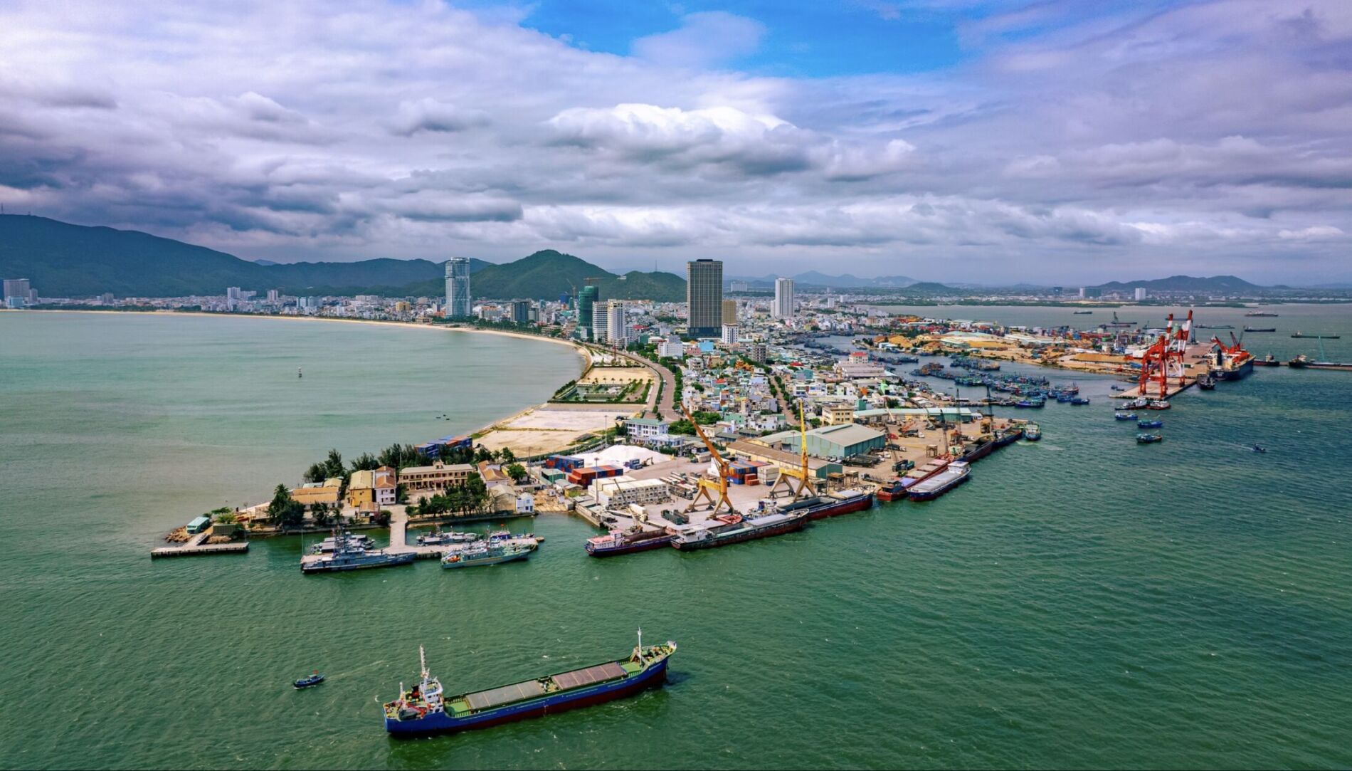 Anh man hinh 2025 03 01 luc 19.51.41