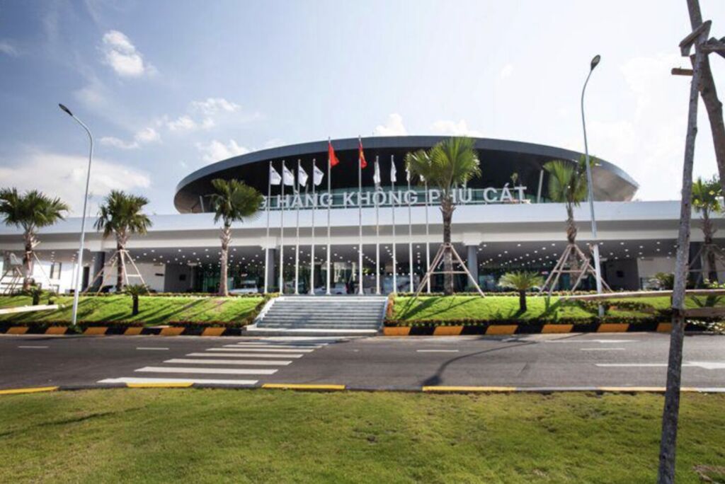 sân bay phù cát