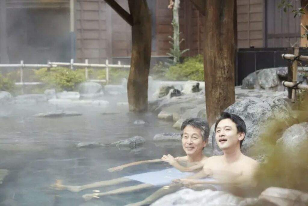 Top 10 Wellness Resort Tốt Nhất Việt Nam 5 Trải nghiệm onsen thư giãn ngoài trời Nhật Bản giữa ánh sáng tự nhiên