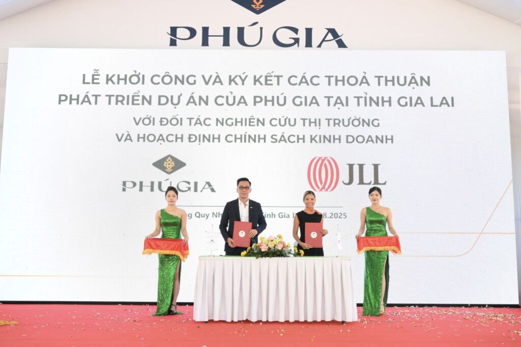 Phú Gia Royal Park 3 le ky ket khoi cong phu gia royal park